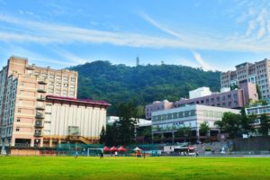 校園近況照片1_2019年外雙溪校區操場及校舍